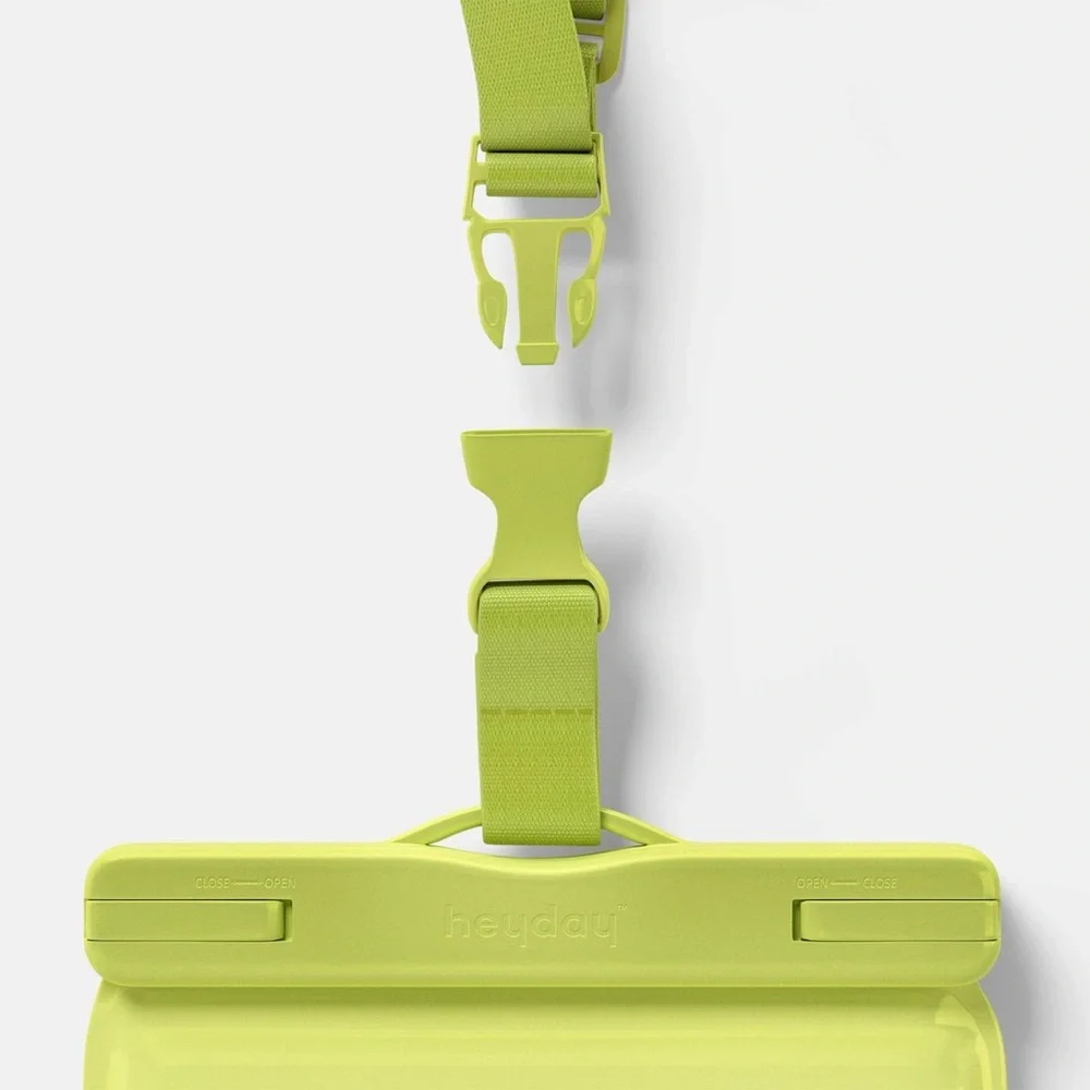 NWT heyday™ Waterproof Phone Pouch w/ Lanyard – Pastel Lime